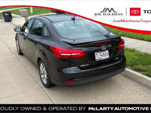 Used 2015 Ford Focus SE w/ Equipment Group 201A FWD image 1