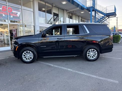 Certified 2025 Chevrolet Tahoe LT AWD/4WD image 2