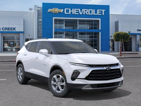 New 2026 Chevrolet Blazer LT w/ Convenience Package FWD image 1