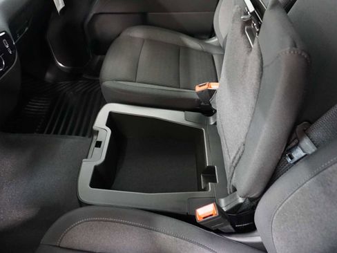 Certified 2025 Chevrolet Silverado 1500 LT image 21