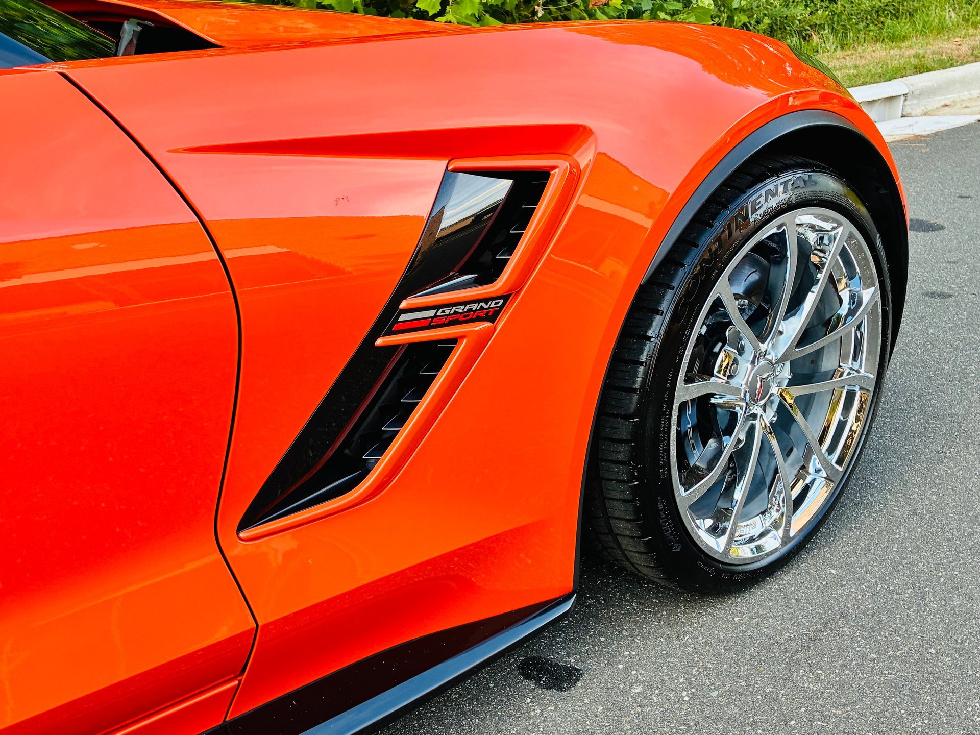 Used 2019 Chevrolet Corvette Grand Sport RWD image 15