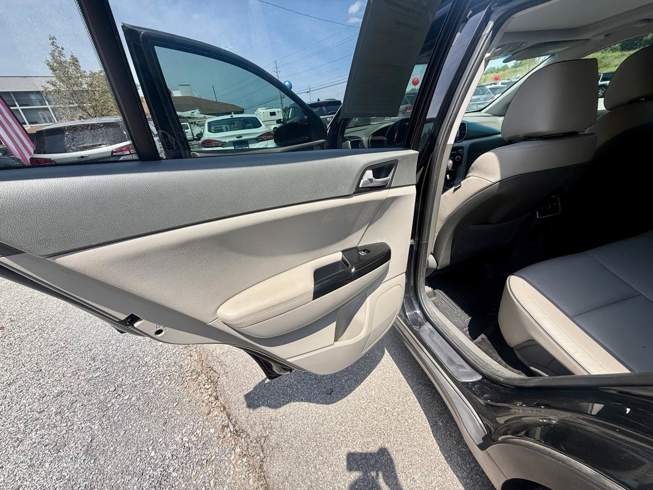 Used 2018 Kia Sportage EX w/ EX Premium Package FWD image 27
