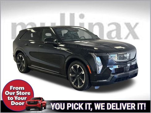 New 2025 Cadillac Escalade IQ Sport 2 w/ LPO, ONYX Package image 2