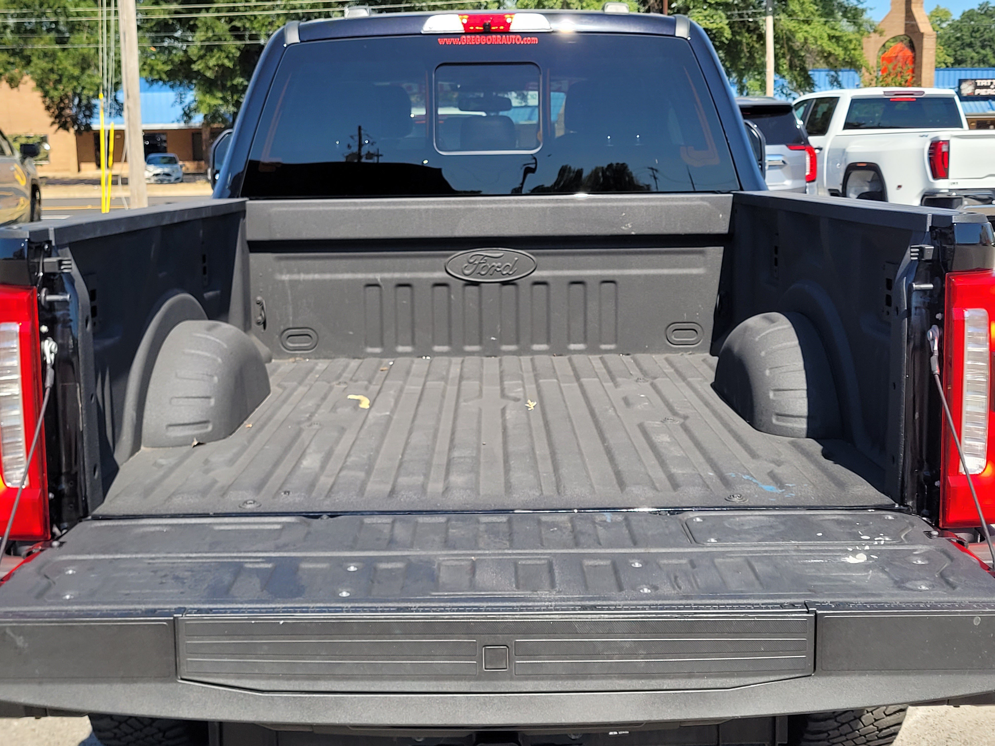 Used 2025 Ford F250 Lariat w/ Lariat Ultimate Package AWD/4WD image 9