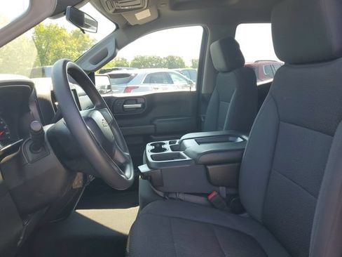 Certified 2020 Chevrolet Silverado 1500 Custom w/ Custom Value Package AWD/4WD image 16