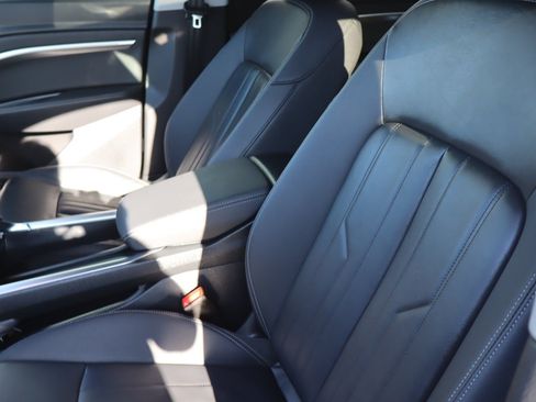 Used 2021 Audi e-tron Premium w/ Convenience Plus Package AWD/4WD image 27