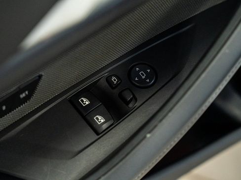 Used 2021 BMW M4 Coupe image 33