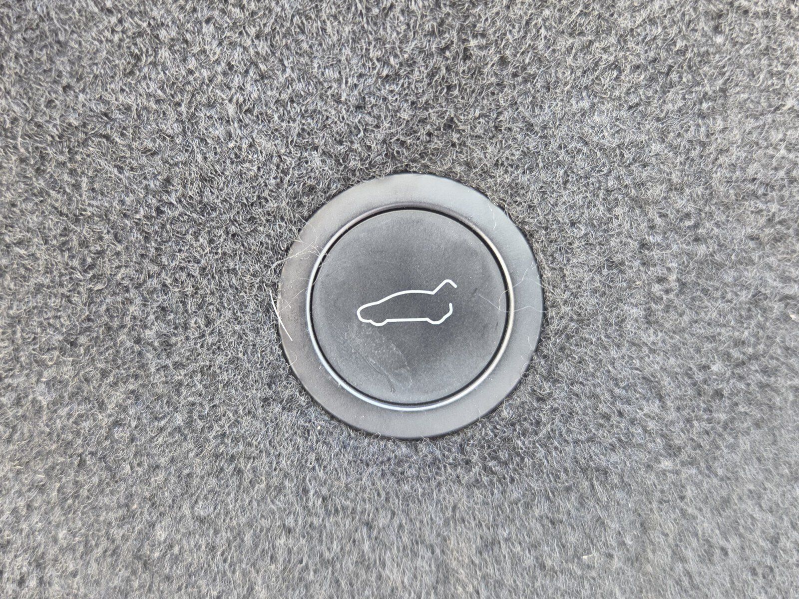 Used 2022 Tesla Model S AWD/4WD image 17