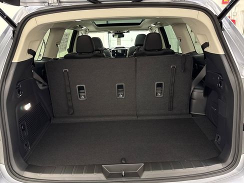New 2025 Subaru Ascent Touring image 27
