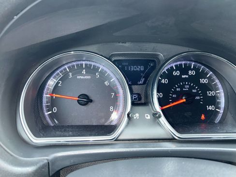 Used 2017 Nissan Versa SV image 24