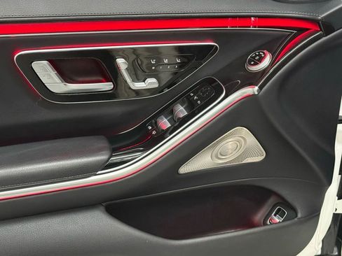 Used 2022 Mercedes-Benz S 500 4MATIC image 25