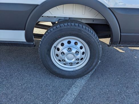 New 2025 Ford Transit 250 148 Medium Roof Extended AWD image 18