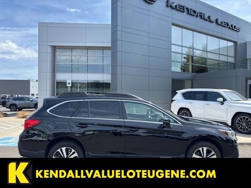 Used 2019 Subaru Outback 3.6R Limited AWD/4WD image 2
