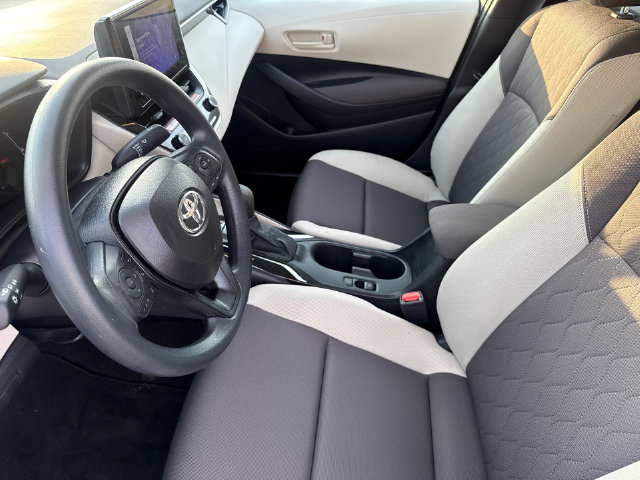 Used 2026 Toyota Corolla LE FWD image 18