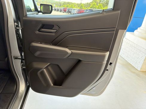 New 2026 Chevrolet Colorado W/T image 16