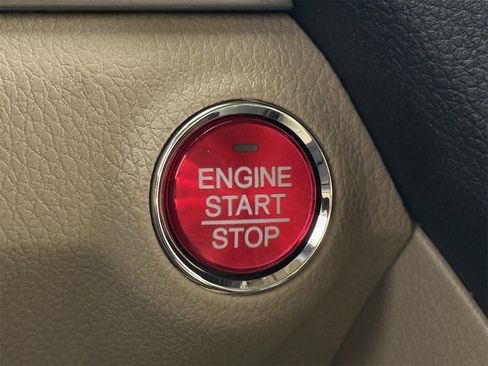 Used 2018 Acura RDX w/ Technology Package image 19