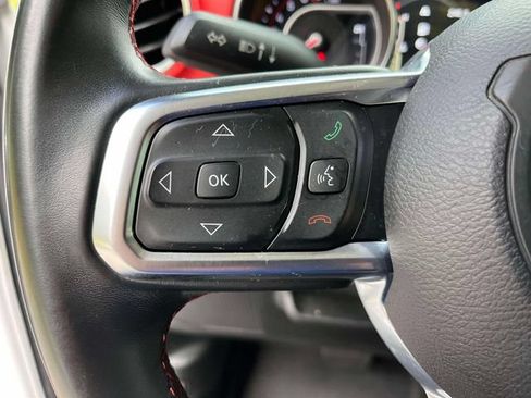 Used 2018 Jeep Wrangler Unlimited Rubicon AWD/4WD image 32