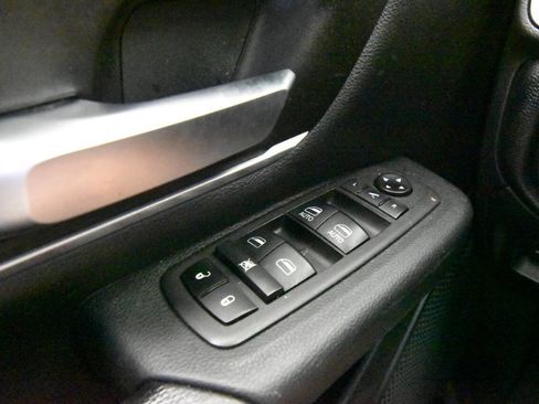 Used 2021 RAM 1500 Big Horn image 31