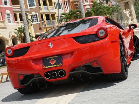 Used 2010 Ferrari 458 Italia Coupe RWD image 67
