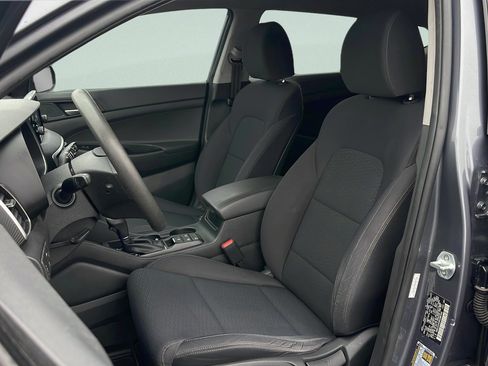 Used 2019 Hyundai Tucson SE image 22