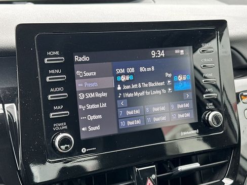 Used 2023 Toyota Camry SE image 17