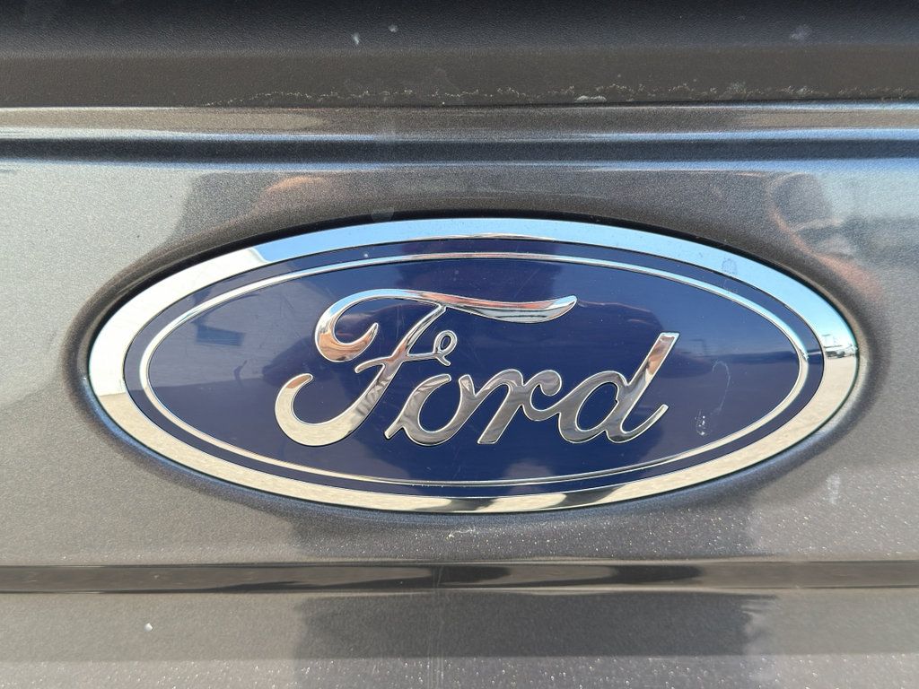 Used 2020 Ford F250 Lariat w/ Lariat Value Package AWD/4WD image 8