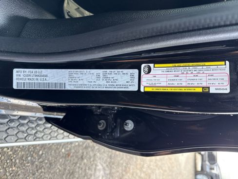 Used 2022 RAM 1500 Laramie image 30