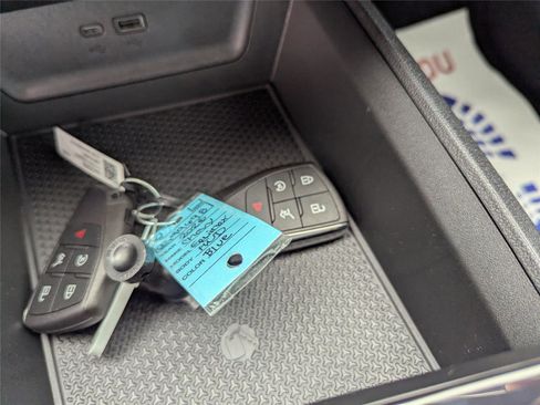 New 2026 Chevrolet Equinox RS w/ Safety and Technology Package FWD image 23