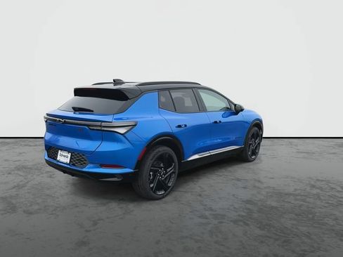 New 2025 Chevrolet Equinox EV RS w/ Active Safety Package 3 AWD/4WD image 8