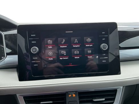 New 2025 Volkswagen Taos SEL image 24