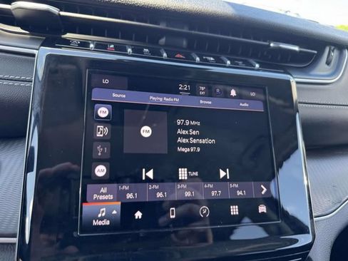 Used 2023 Jeep Grand Cherokee L Laredo RWD image 29