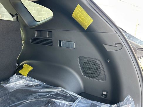 New 2026 Hyundai Tucson Limited image 31