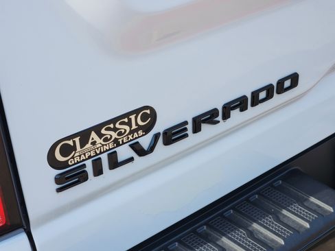 New 2026 Chevrolet Silverado 2500 LTZ w/ Trail Boss Package image 9