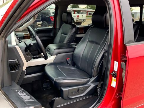 Used 2020 Ford F150 Lariat w/ Equipment Group 502A Luxury AWD/4WD image 8
