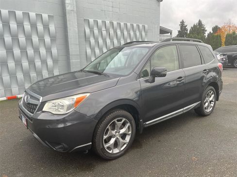 Used 2016 Subaru Forester 2.5i Touring w/ Eyesight & Navigation System image 1