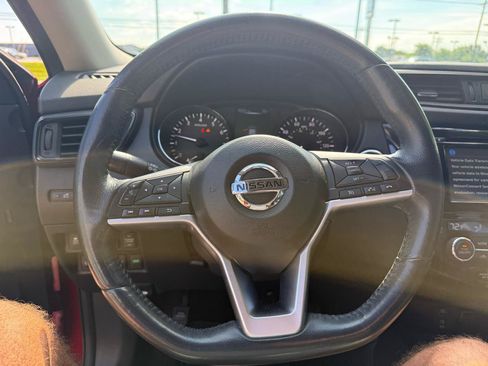 Used 2017 Nissan Rogue SL w/ SL Premium Package AWD/4WD image 11