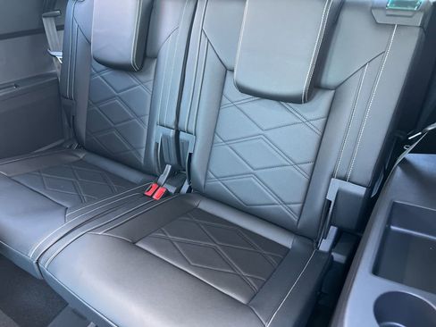 New 2026 Volkswagen Atlas SE FWD image 29