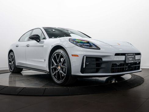 Certified 2026 Porsche Panamera 4 AWD/4WD image 9