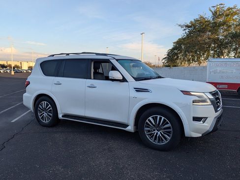 Certified 2021 Nissan Armada SL image 8