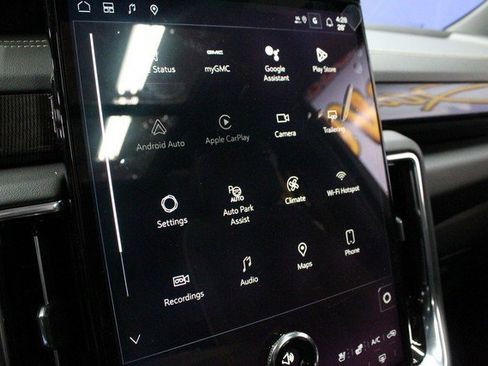 New 2026 GMC Yukon Elevation image 30