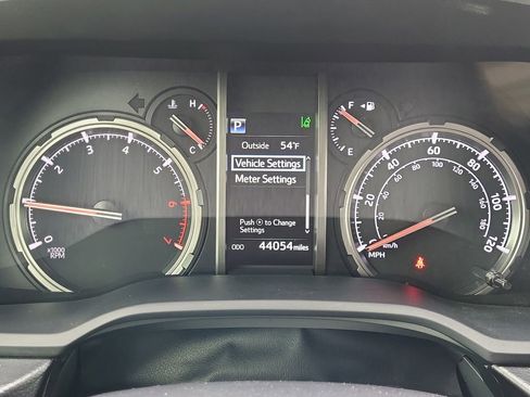 Used 2023 Toyota 4Runner TRD Off-Road AWD/4WD image 22