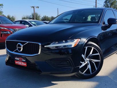 Used 2019 Volvo S60 T5 Momentum w/ Premium Package