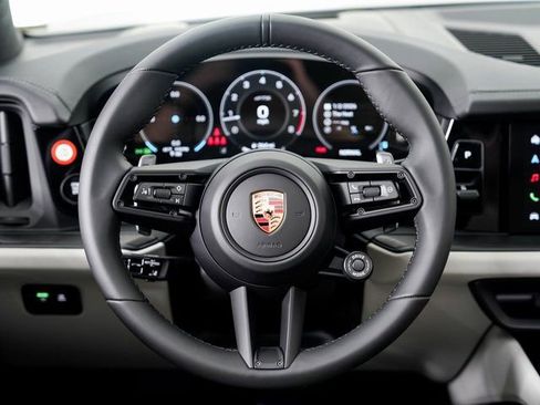 New 2026 Porsche Cayenne GTS image 14