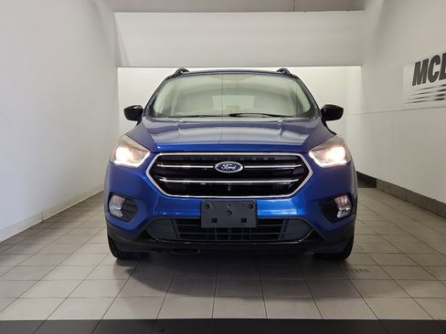 Used 2018 Ford Escape SE w/ SE Sport Appearance Package AWD/4WD image 3