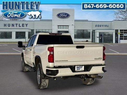 Used 2023 Chevrolet Silverado 2500 High Country w/ Safety Package II AWD/4WD image 6