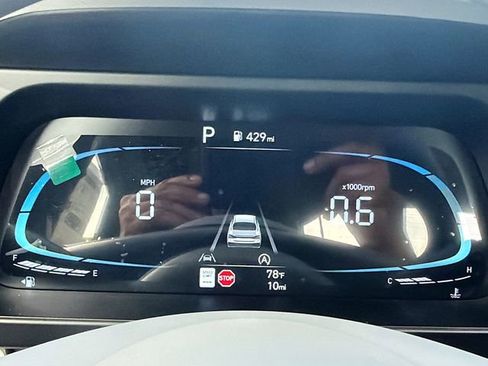 New 2026 Hyundai Elantra SE FWD image 12
