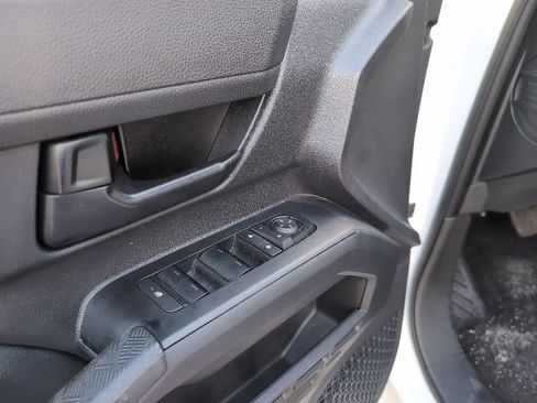 Used 2024 Toyota Tacoma SR5 image 23