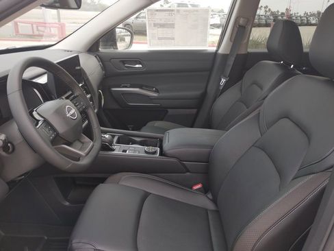 New 2026 Nissan Pathfinder SL AWD/4WD image 15