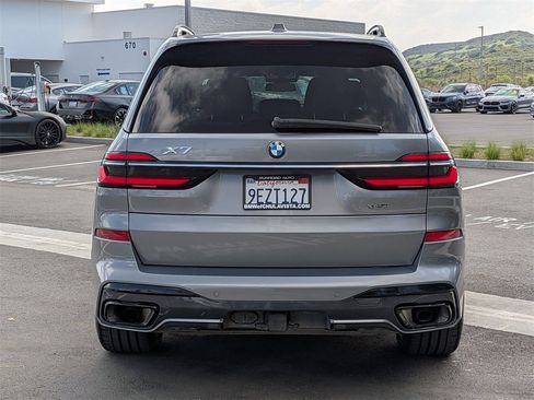 Used 2023 BMW X7 xDrive40i w/ M Sport Package image 7