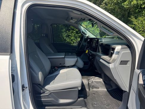Used 2025 Ford F350 XL AWD/4WD image 18